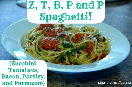 Spaghetti with Zucchini, Tomatoes, Bacon, Parsley, and Parmesan! - Learn Like A Mom! https://learnlikeamom.com/spaghetti-zucchini-tomatoes-bacon-parsley-parmesan #pastarecipe #dinner #pastawithbacon
